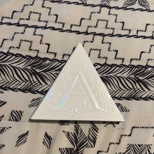 Brand New Kat Von D Alchemist Holographic Palette